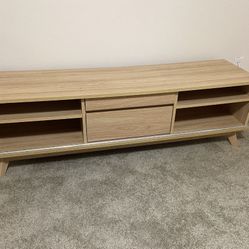 Entertainment Center / Center console 