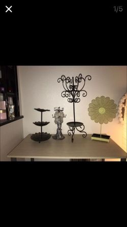 jewelry holder