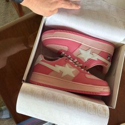 BAPEsta x Hello Kitty Sneakers 7.5