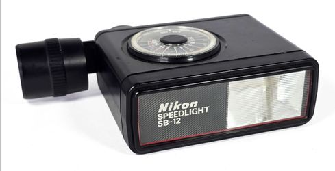Nikon Speedlight SB-12 Camera Flash for F3, F3 HP, F3 T, F3 AF & F3/250 35mm Film Cameras