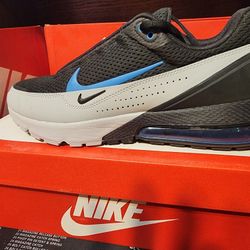 Nike Air max Pulse.. Size 11 