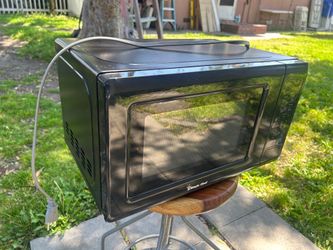 Small microwave magic chef