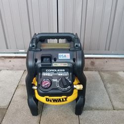 Dewalt Compressor 2.5 Gal 20v (Tool Only)