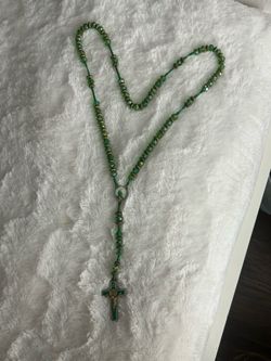 Green Beaded Christian Rosary Necklace w/ Crucifix Cross & Center Medal