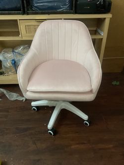 Pink vanity chair