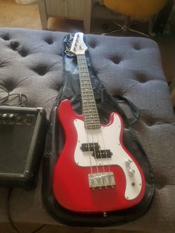 short scale bass guitar and amp