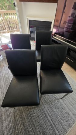 Set of 4 Natuzzi Genuine Leather Dining Chairs – Excellent Condition