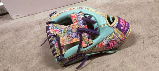 LHT softball baseball gloves
