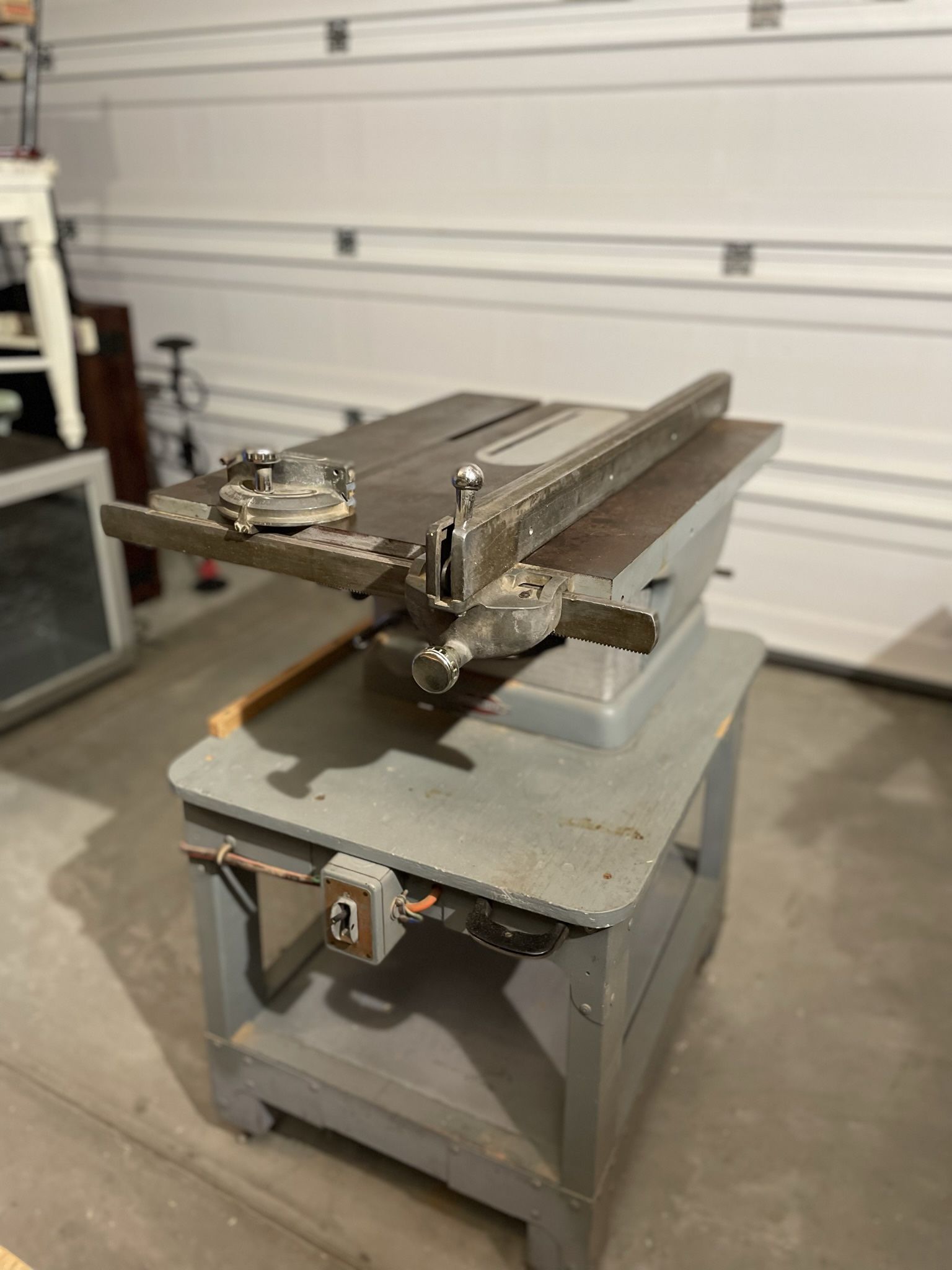 Vintage Craftsman Table Saw