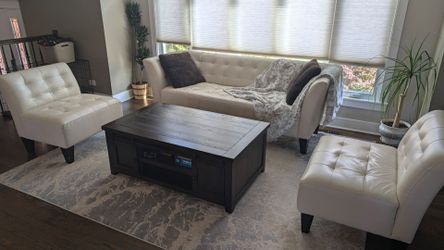 Cream Leather Sofa and Accent Chairs Set