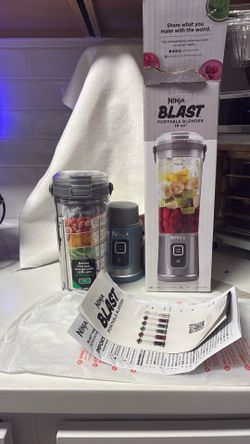 Portable blender