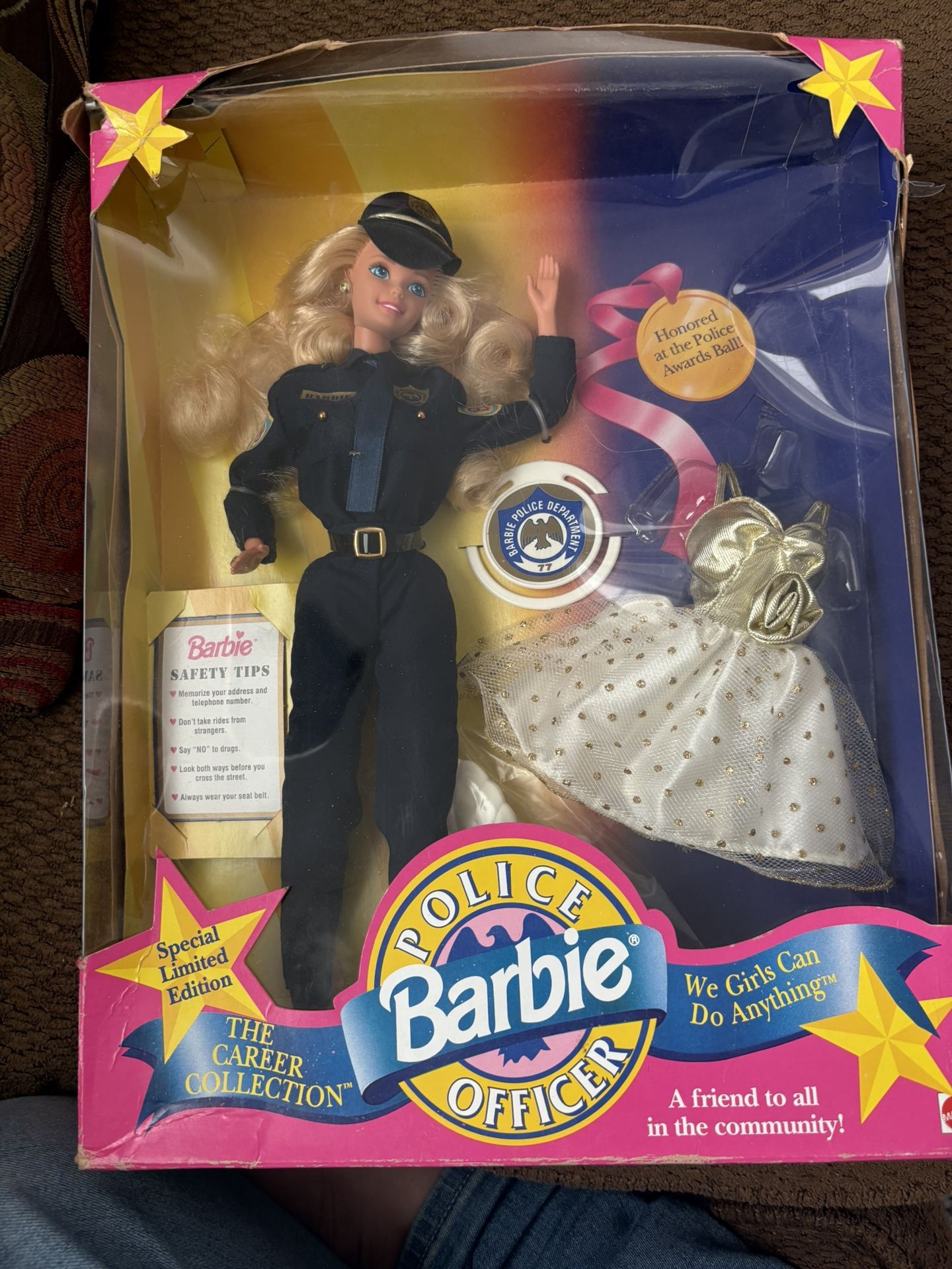 1993 Police Officer Barbie Mint Box 10688