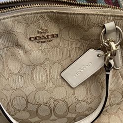 Authentic Coach Handbag Pocketbook 