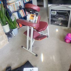 STRONGLITE MASSAGE CHAIR