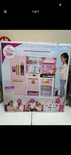 Brand new in box doll house