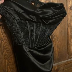 Long Back Corset Dress Adjustable 5’6-5’7
