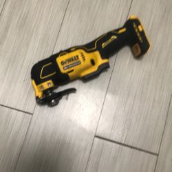 Dewalt Multi Tool 