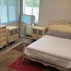 All Wood Beige And Gold 5 Piece Bedroom Suit