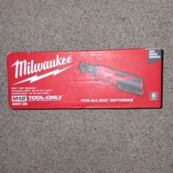 🔥 MILWAUKEE M12 3/8” RATCHET — BRAND NEW! 🔥