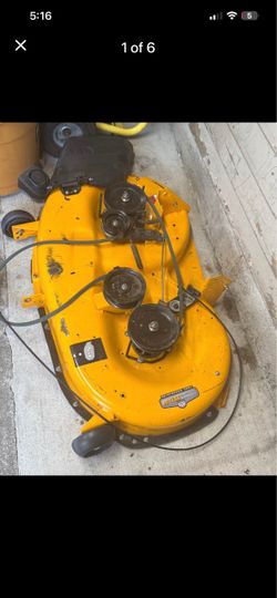 Mowing deck