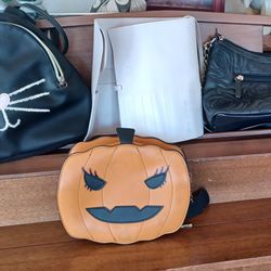 Small Handbags. 3.00 Each