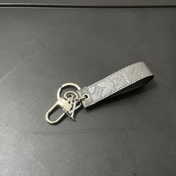 Louis Vuitton Shadow Dragonne Key Holder-Only 1 Left!!