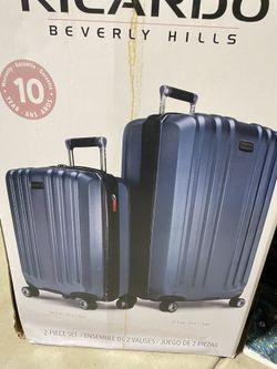 RICARDO SUITCASES 2x