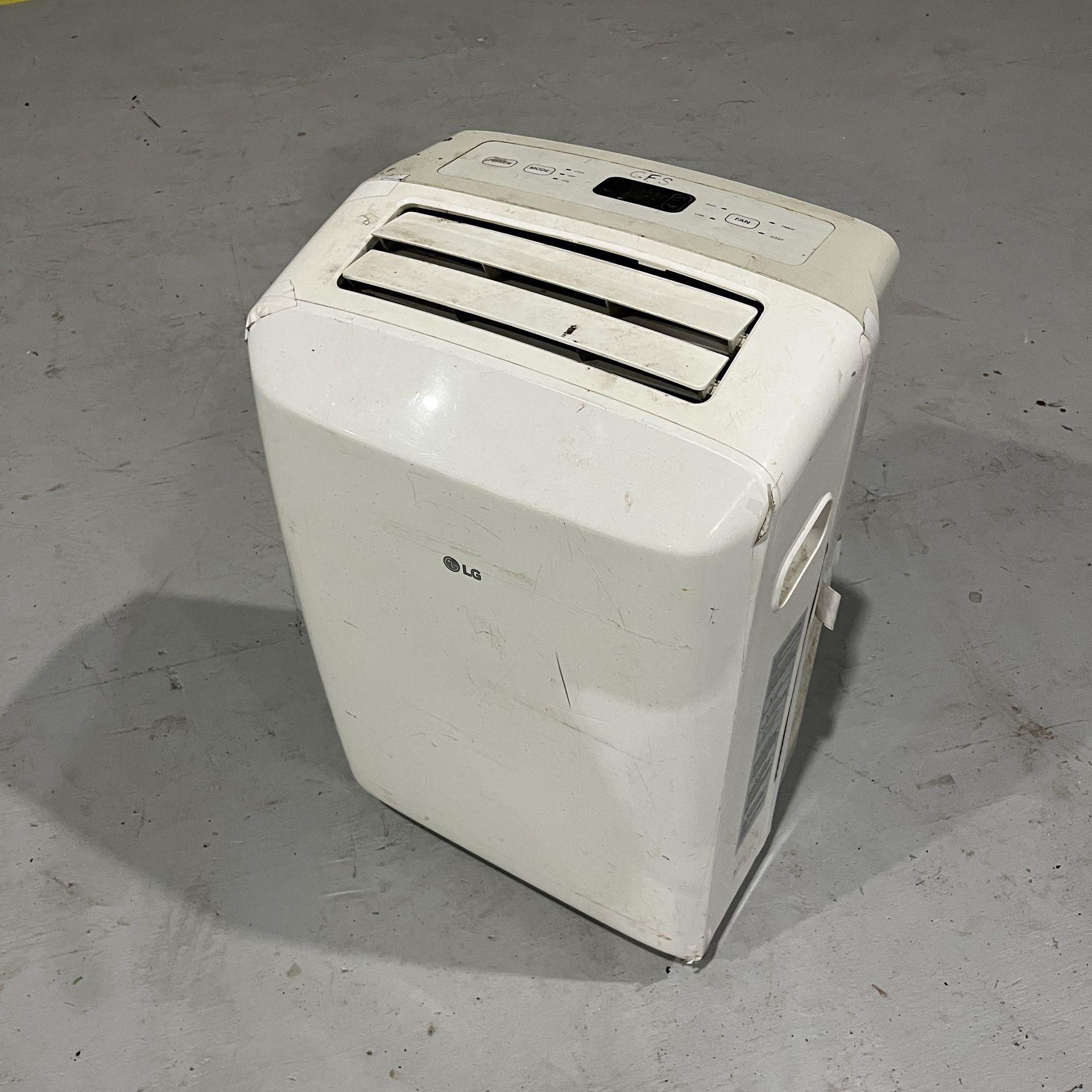 LG Mobile Air Conditioning Unit 8,000 BTU
