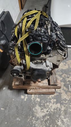 ENGINE 5.3L V8 CHEVROLET/GMC
