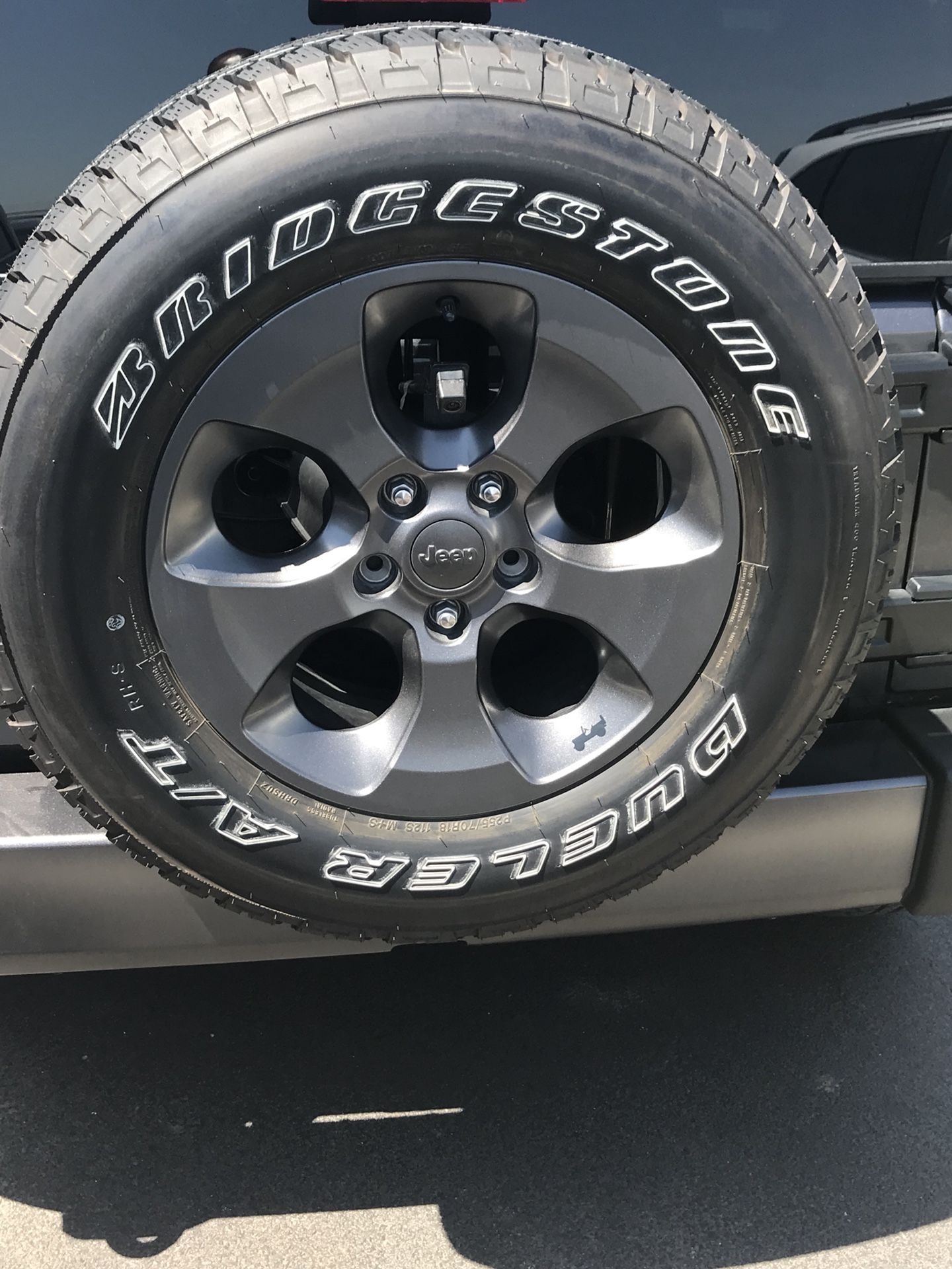 2017 Jeep Wrangler Unlimited Tires / Wheels