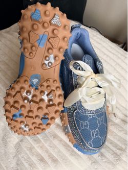 TRENDING SHOES size 8