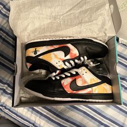 Nike SB “raygun Tie-dye Black”