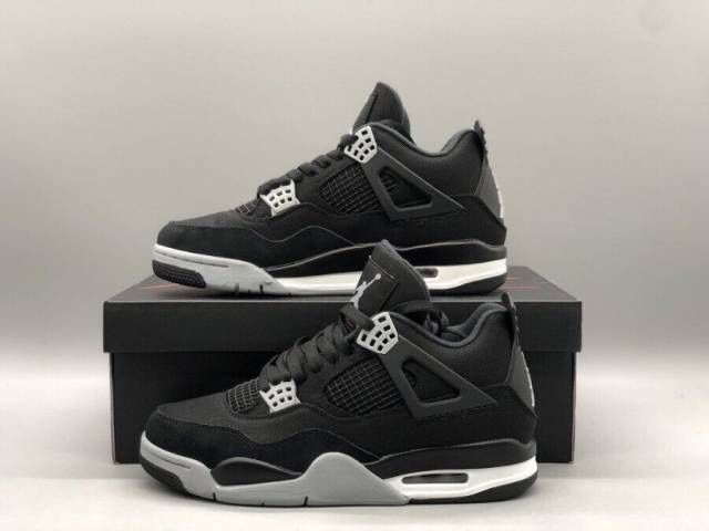 Jordan 4 ‘Black Canvases’ 