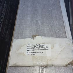 Wood floor 5 boxes