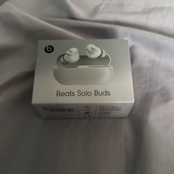 Beats Solo Buds
