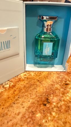 Aroma 360 perfume