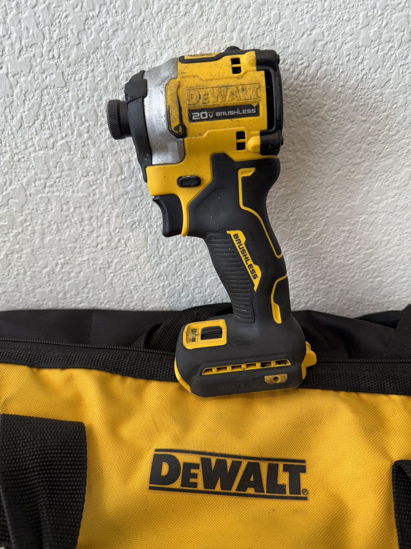 Dewalt 20v Atomic Impact Driver / BRUSHLESS / Tool Only