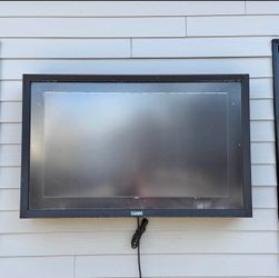 TV Shieid Pro 55-60” Outdoor Weatherproof TV Display Enclosure