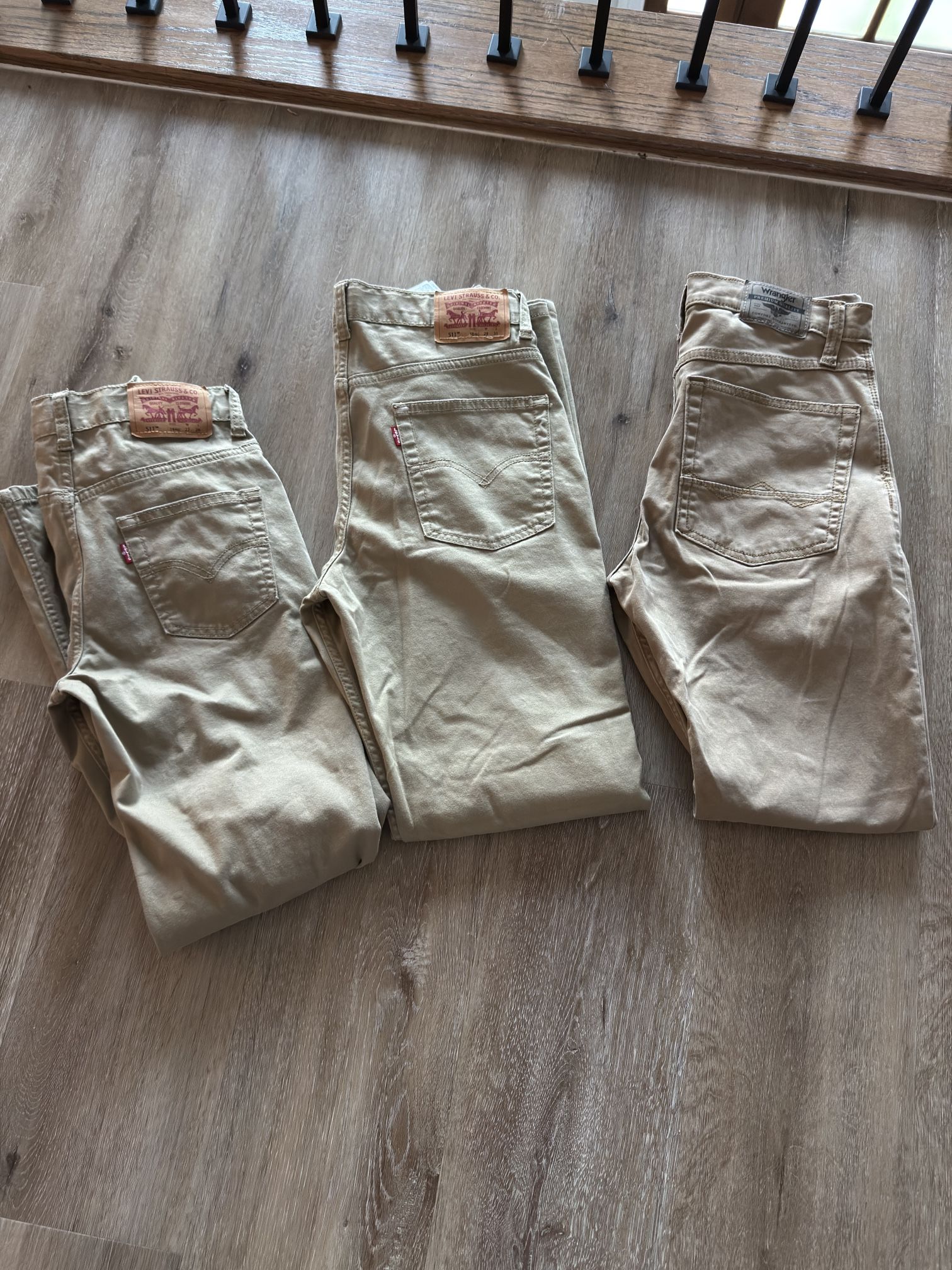 each 10$ levi’s and wrangler