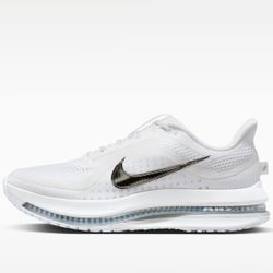 Nike Pegasus Premium Size 9