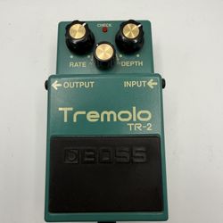 Boss TR-2 Tremolo Pedal