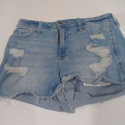 HOLLISTER JEAN SHORTS 