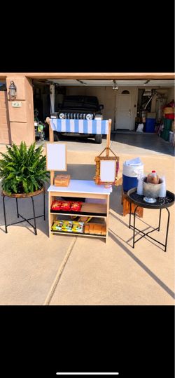 Kids lemonade/bistro stand