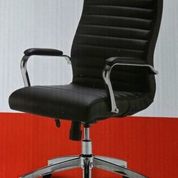 Staples Bentura Manager (Office) Chair | Brand NEW |