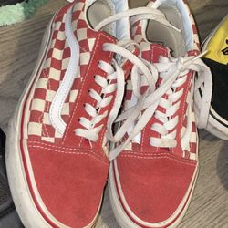 RED CHECKERED OLD SKOOL VANS