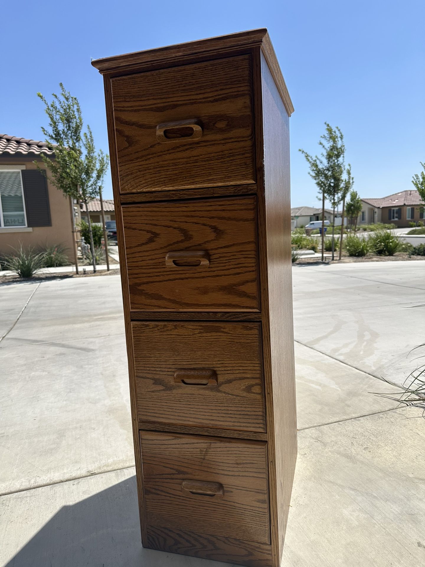 4 Drawer File Cabinet
