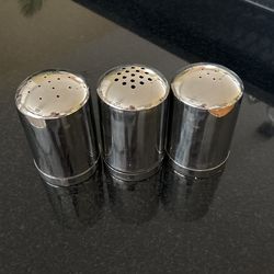 Salt Pepper Shakers