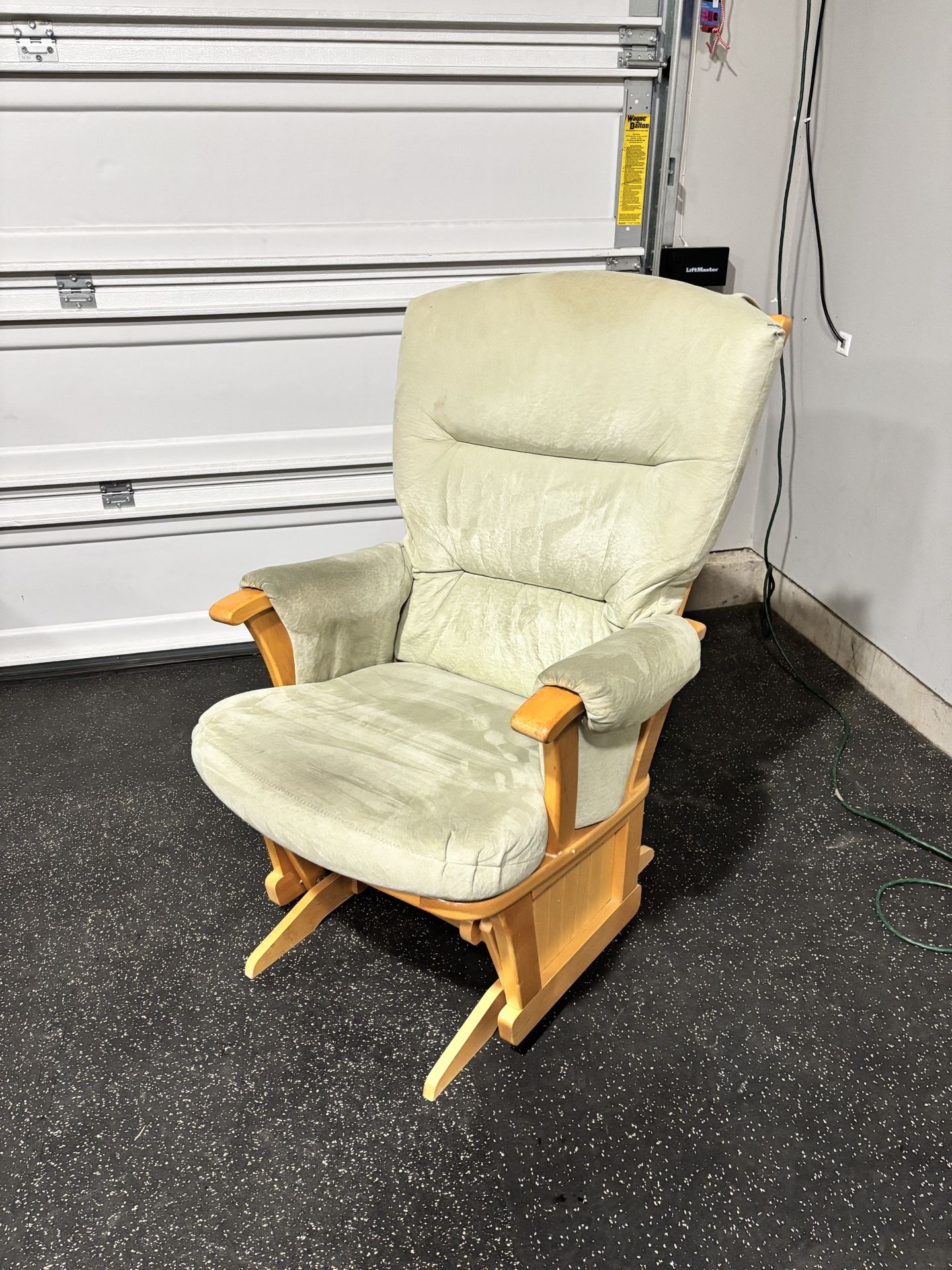 Dutailier Glider/ Rocking Chair