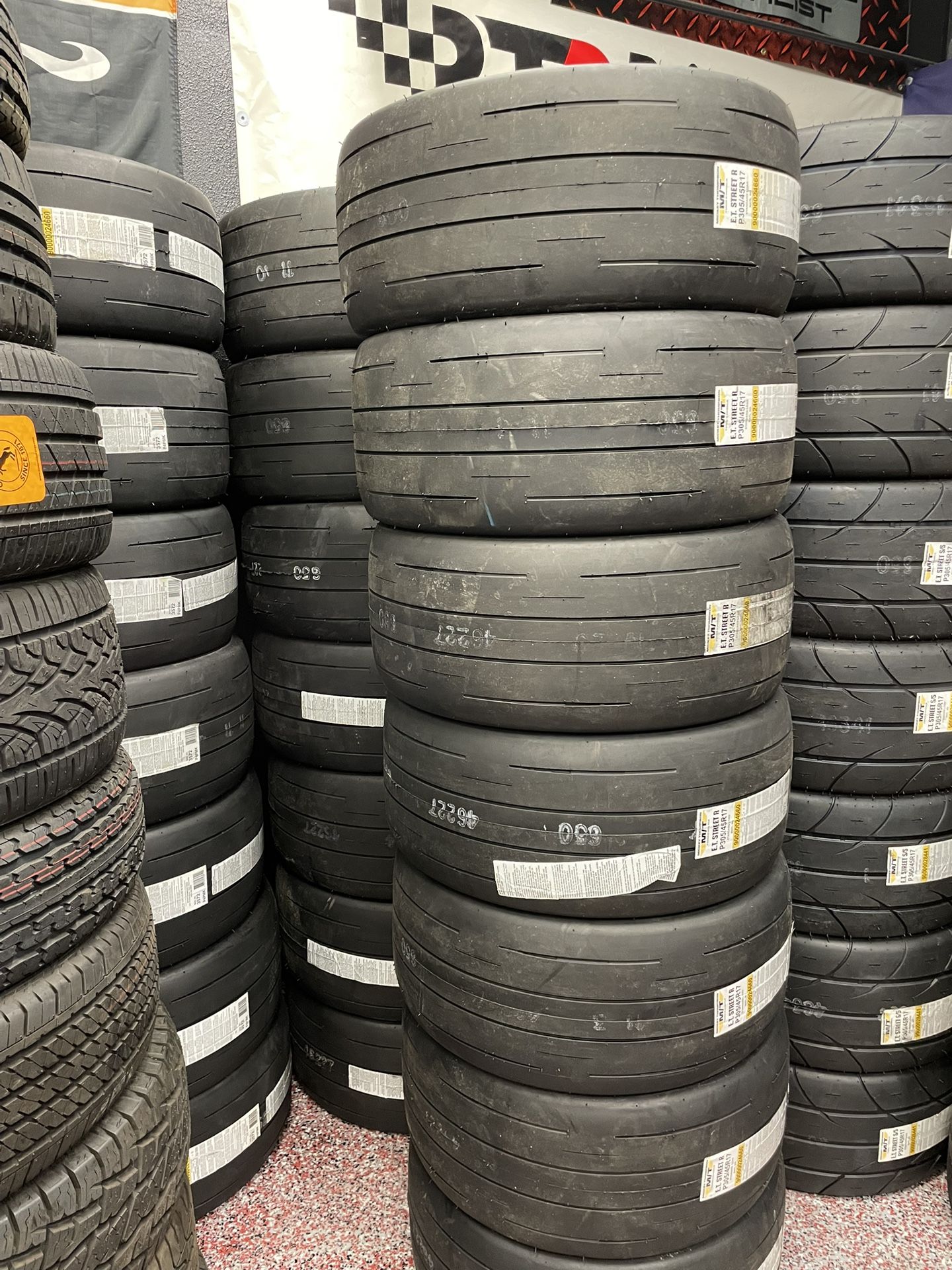 MICKEY THOMPSON M/T 305/45R17 $393 NEW ET STREET R 305/45/17 DRAG RADIALS 305/45ZR/17 RACE TIRES SLICKS