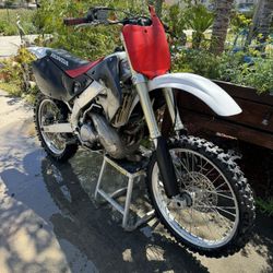 Honda 1999 CR250R